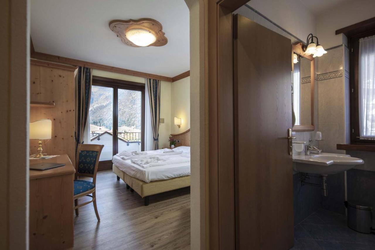Ariston Lake View Hotel โมลเวโน ภายนอก รูปภาพ