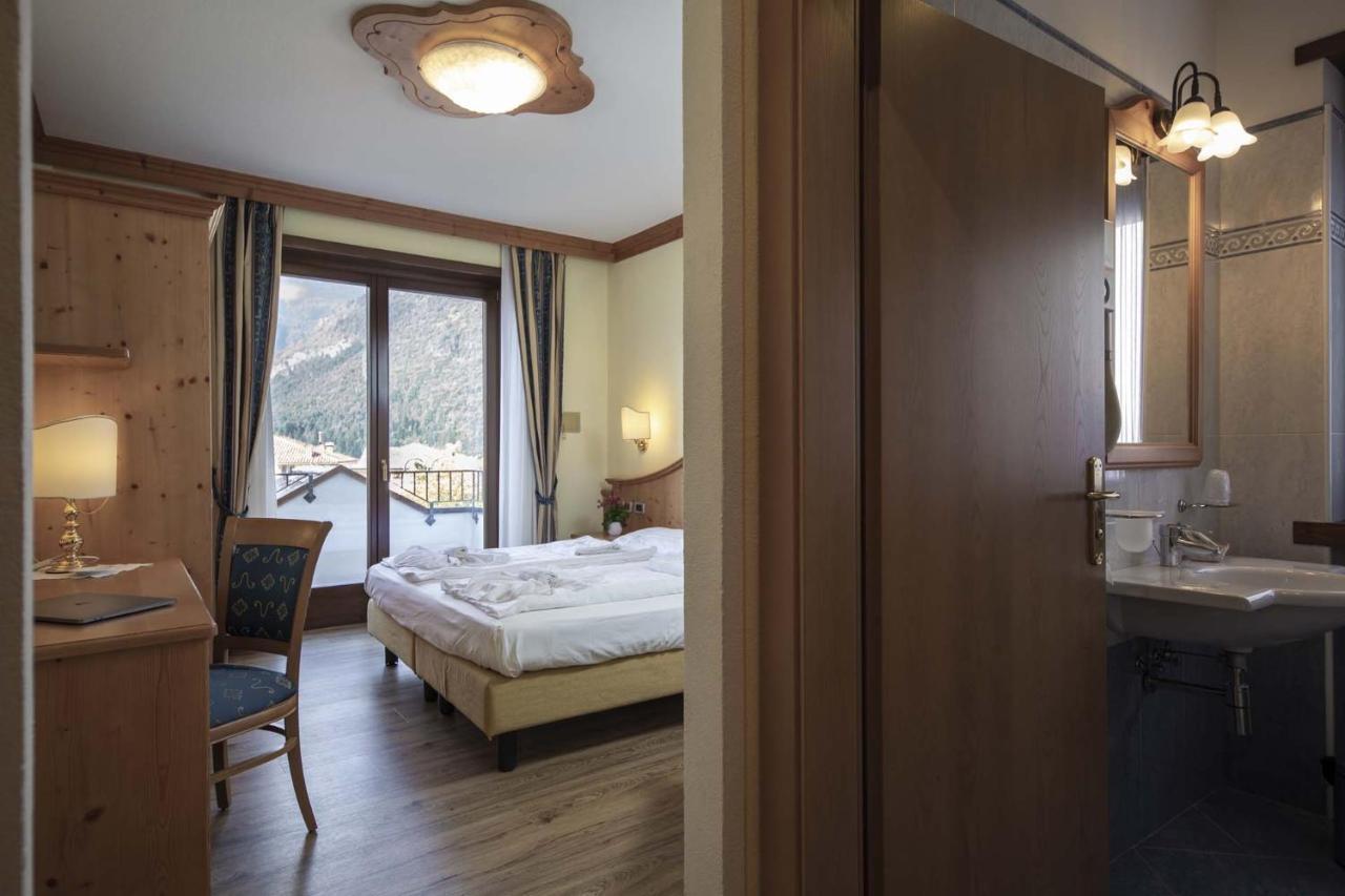 Ariston Lake View Hotel โมลเวโน ภายนอก รูปภาพ