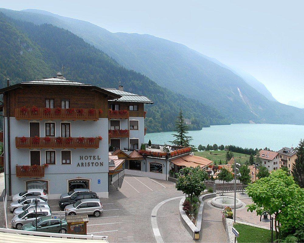 Ariston Lake View Hotel โมลเวโน ภายนอก รูปภาพ