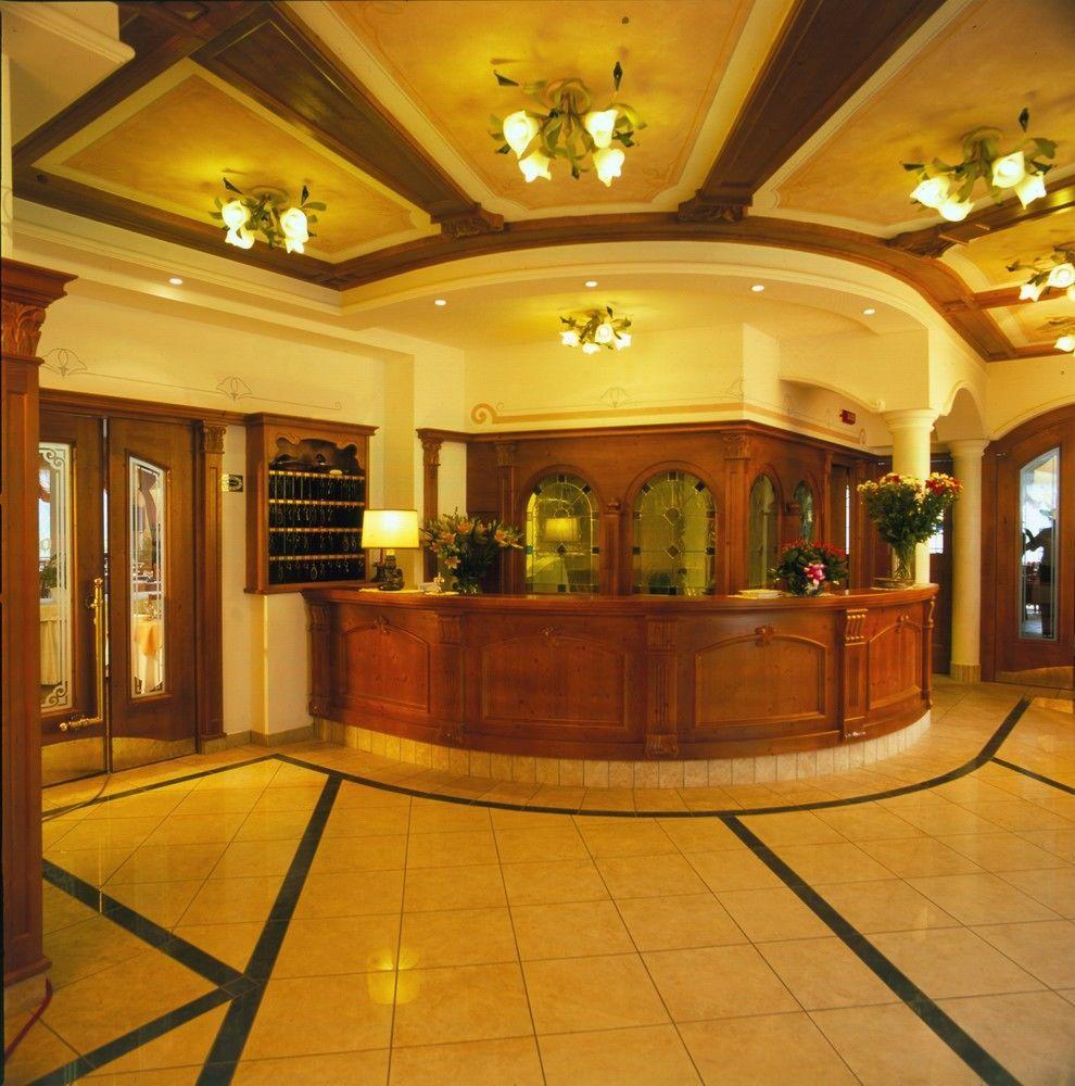 Ariston Lake View Hotel โมลเวโน ภายนอก รูปภาพ