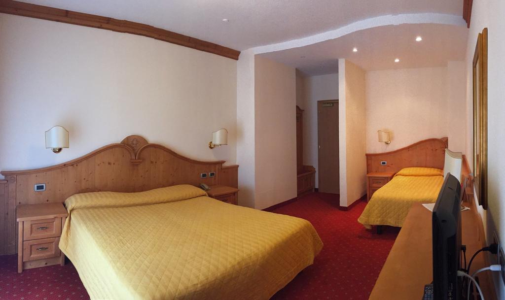 Ariston Lake View Hotel โมลเวโน ภายนอก รูปภาพ