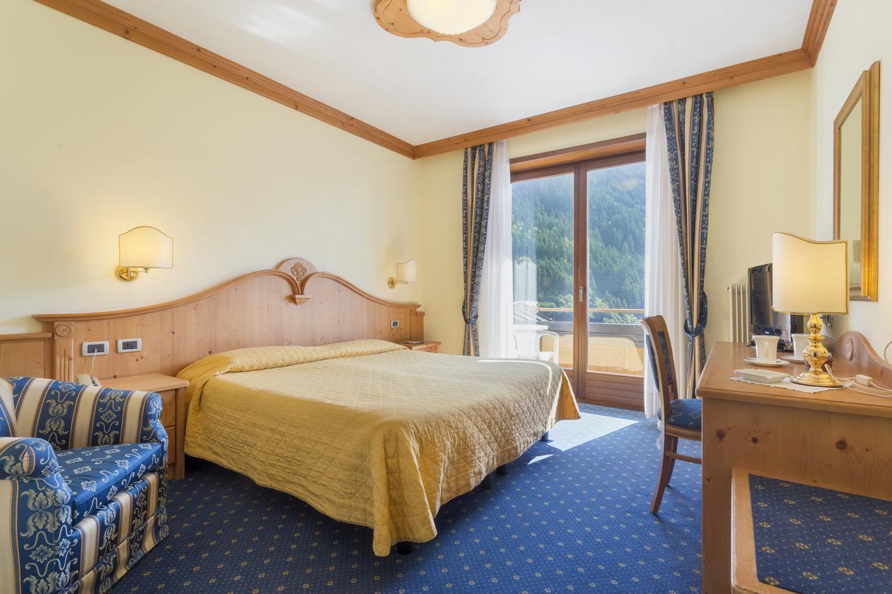 Ariston Lake View Hotel โมลเวโน ภายนอก รูปภาพ